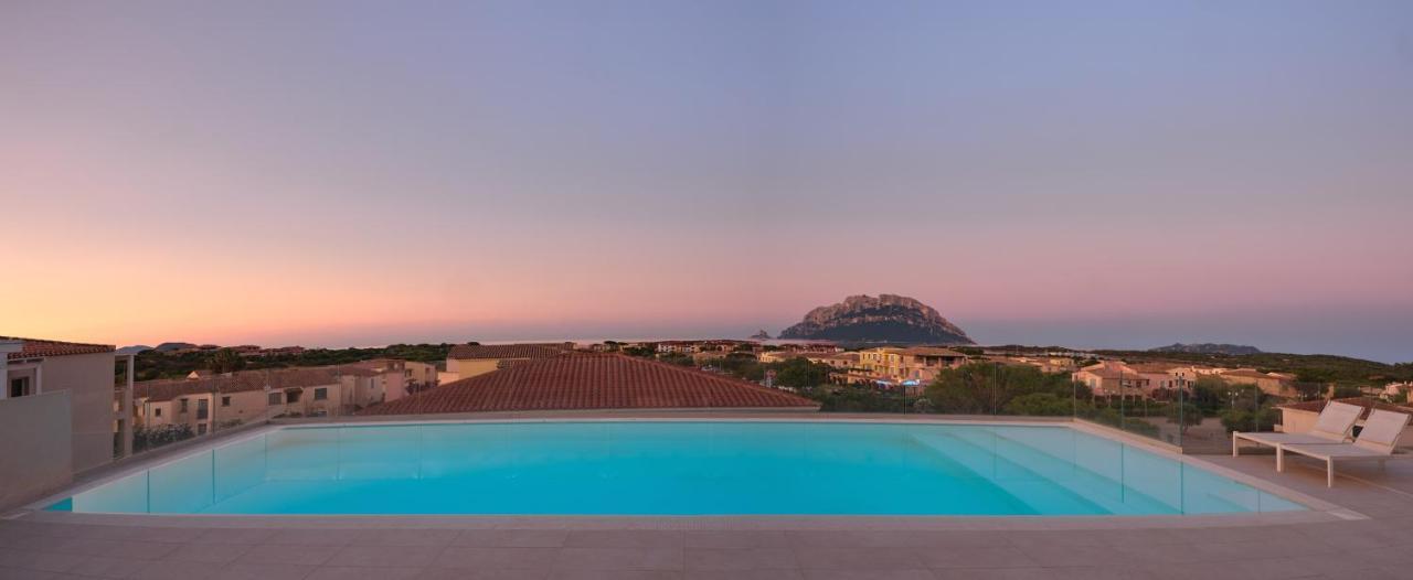 Felix Hotels - Hotel Residence Porto San Paolo Loiri Porto San Paolo Exterior foto